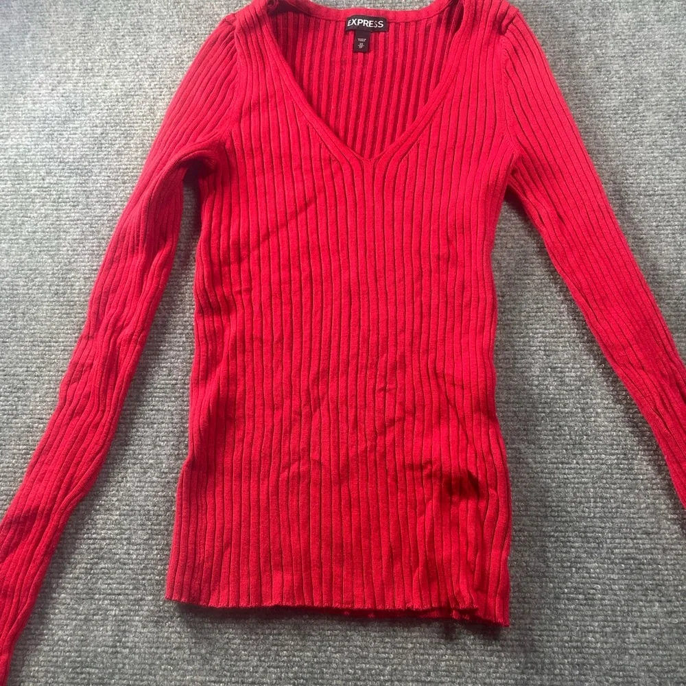 Express Red Ribbed V-Neck Sweater - Picture 1 of 7